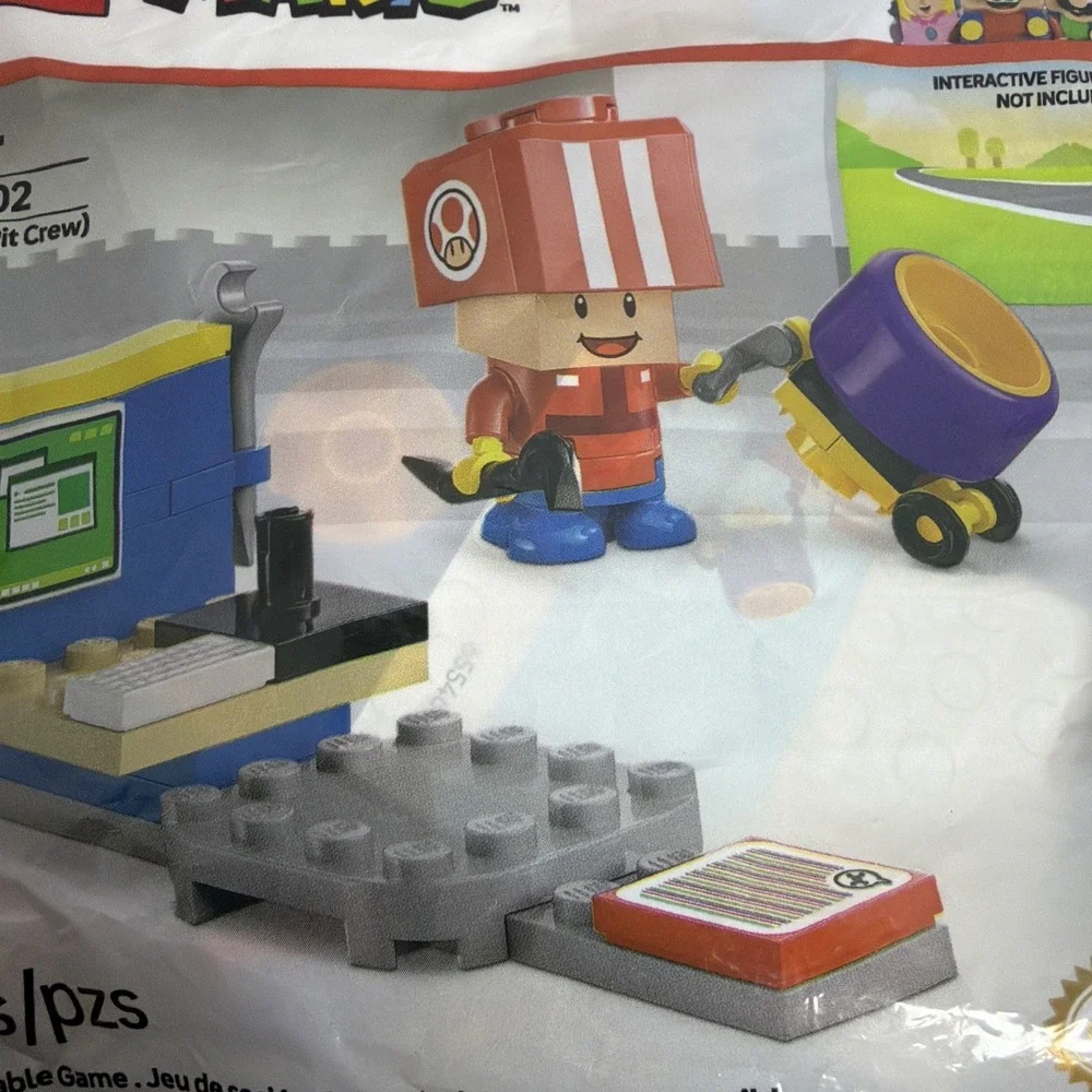 LEGO 30702 Super Mario: Mariokart‎ Toad (Pit Crew) - New! Free Shipping!